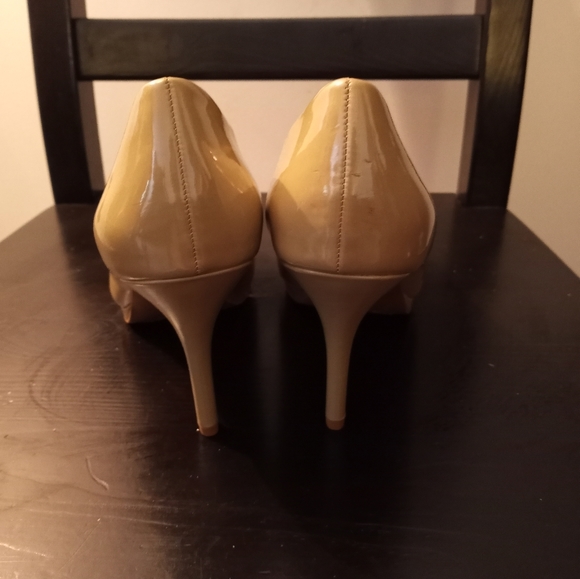 Merona beige neutral high-heeled shoes - Picture 4 of 6